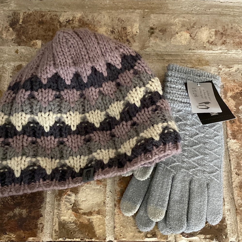 Under armor fleece lined beanie and Steve Madden texting gloves (set)